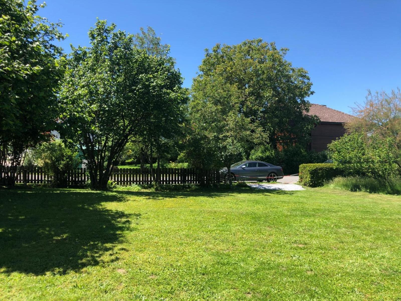 Gemuetliche Blockhuette Mit Grossem Garten Ried im Innkreis Bagian luar foto